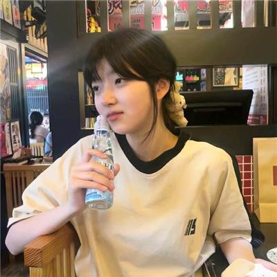 好莱坞诈骗女王